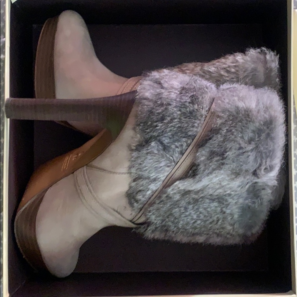 Coach Boots - Picture 4 of 5